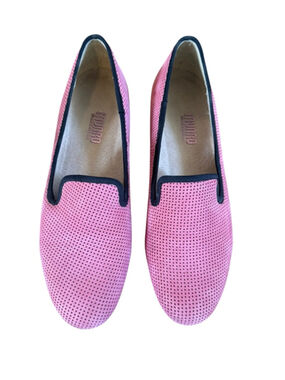 Women's MUNRO Pink Perforated Loafers with Black Trim
